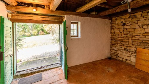 Außergewöhnliches, diskretes Anwesen im traditionellen Stil mit Panormablick und großem Grundstück am Nordufer des Balaton (AAA-33768) (33768)