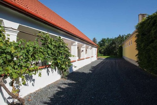 Wunderschönes rustikales Bauernhaus (AAAB) (WH0254-3) — -