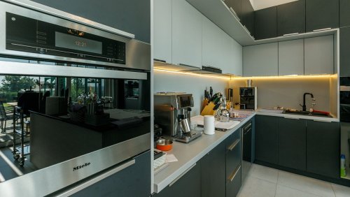 Außergewöhnliche Neubau-Villa mit Seeblick am Nordufer des Balaton (33434)