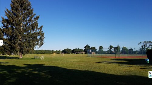 (ABA) Jugend-Landschulheim, Sportpension, Ferienlager oder? (CM045-2)