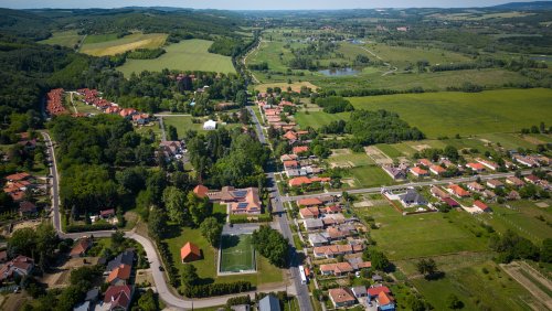 Bau-Grundstück bei Zalacsány mit Fernblick, schneller Baubeginn realisierbar (77392-3)