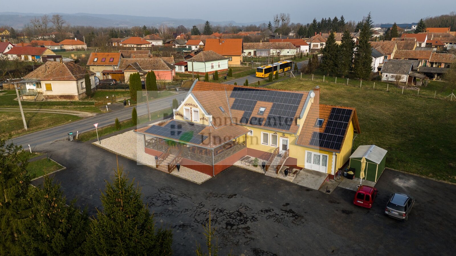 (AAAB) Well-established inn with guest rooms in the Zalatal