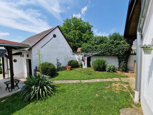 (AAB) Großes Landhaus mit Pool in ruhiger Lage bei Heviz (HCM306-3)