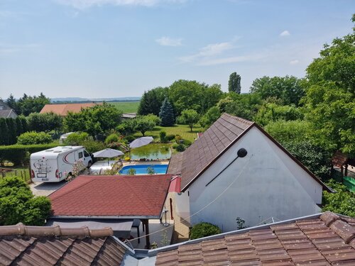 (AAB) Großes Landhaus mit Pool in ruhiger Lage bei Heviz (HCM306-3)