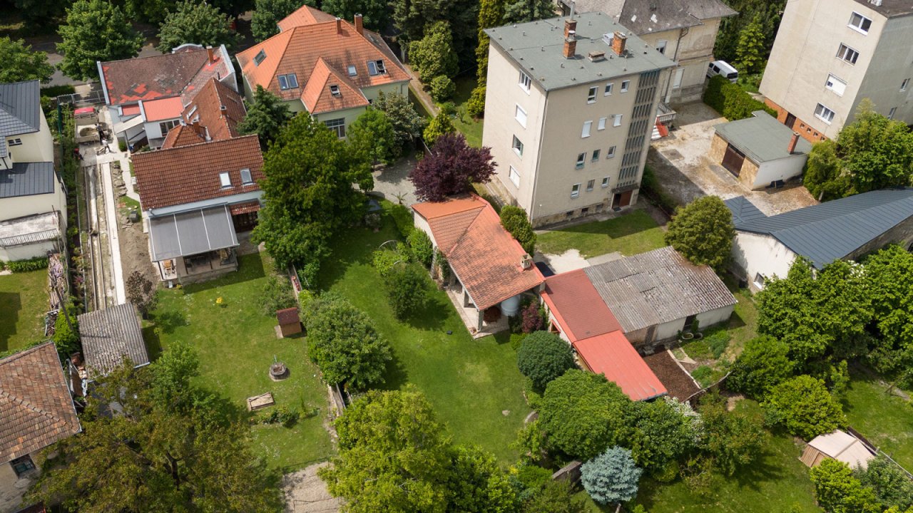 Imposante Stadtvilla in Keszthely am Nordufer des Balaton (33813)