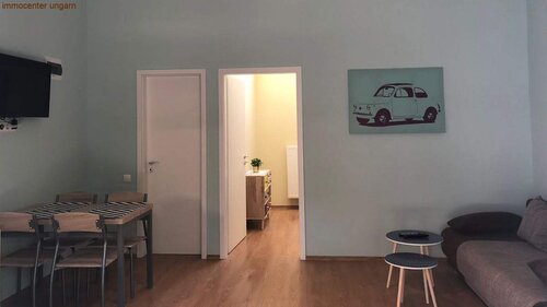 Renoviertes Mehrfamilienhaus mit 7 Wohneinheiten in Héviz (33092-2)