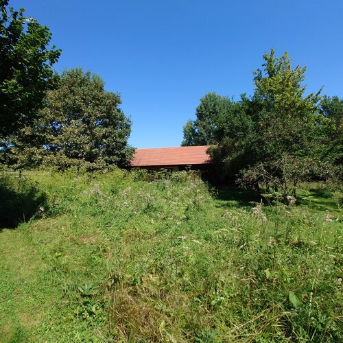 Renoviertes Herrenhaus mit großem Grundstück, ideal für Pferdebesitzer &amp; Ruhesuchende (HCM112-3)
