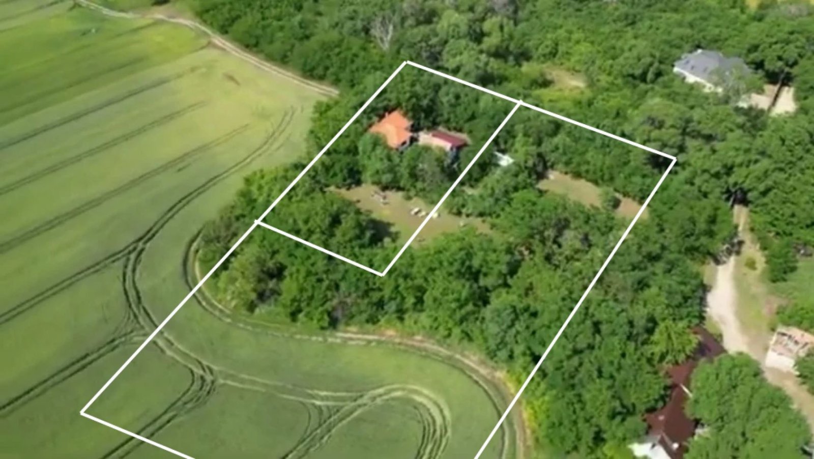 Idyllisches Landhaus im Grünen und doch nah zu Budapest (AAA) (FB001)