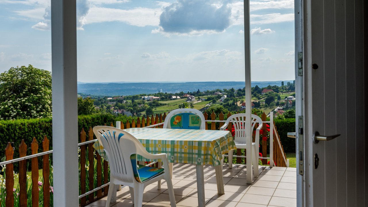 (AAA) Charmantes, erweiterungsfähiges Landhaus mit Weitblick – Ruhe &amp; Natur pur! (CM300)