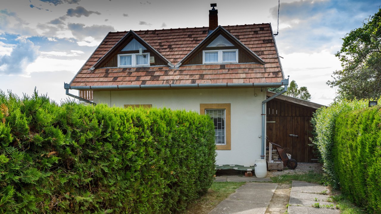 (AAA) Charmantes, erweiterungsfähiges Landhaus mit Weitblick – Ruhe &amp; Natur pur! (CM300)