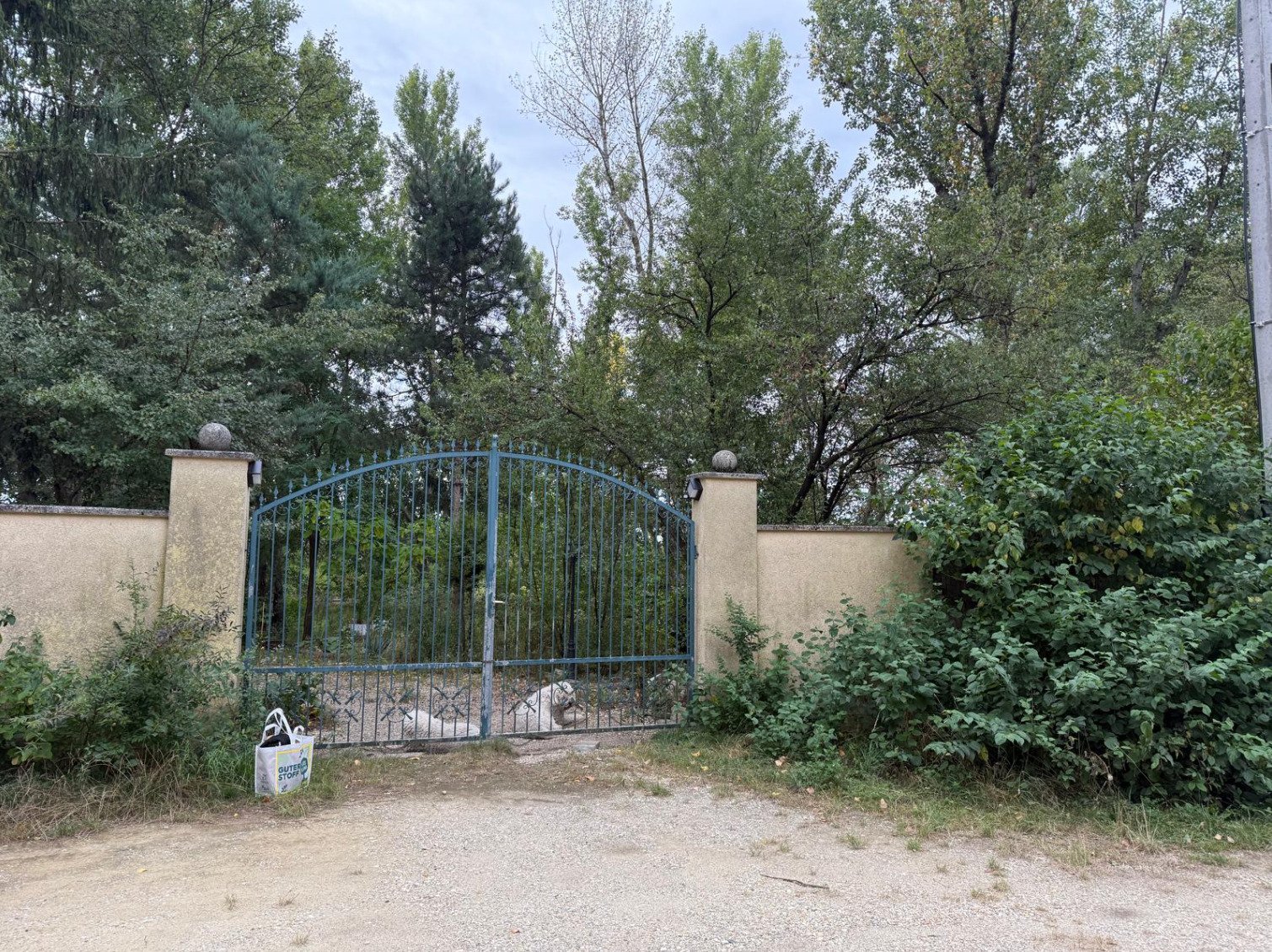 Exklusives Immobilienpaket mit Wohnhaus, Teich & Naturparadies – 4 Ha Privatsphäre pur! (CM226)