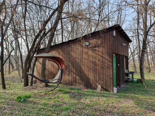 (BAA) Familienhaus mit Teich und großem Grundstück in Ruhelage (CM117-4)