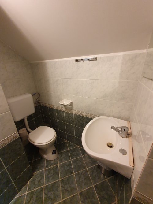 (BAA) Familienhaus mit Teich und großem Grundstück in Ruhelage (CM117-4)