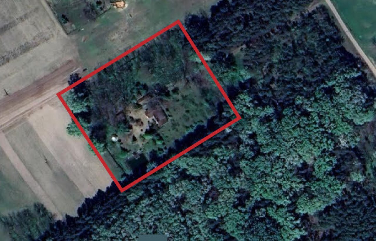 (BAA) Familienhaus mit Teich und großem Grundstück in Ruhelage (CM117-4)