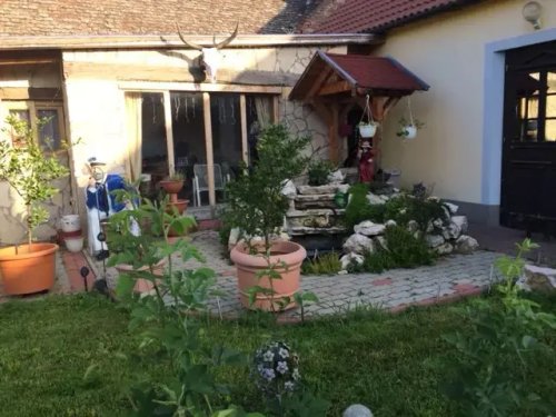 (ABA) Idyllischer &amp; privater Vierseit-Hof mitten in den Weinbergen (IS4526)