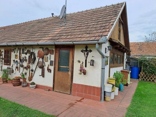 (ABA) Traditionelles Arkadenhaus in Westungarn Nähe Österreich (WH0115)