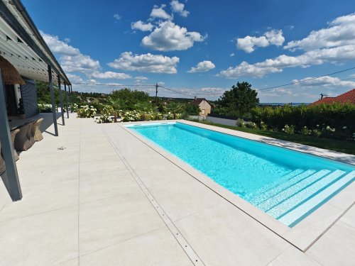 Traumhaftes Designer-Anwesen über dem Balaton mit Seeblick &amp; eigenem Bootsliegeplatz (CM222-2)