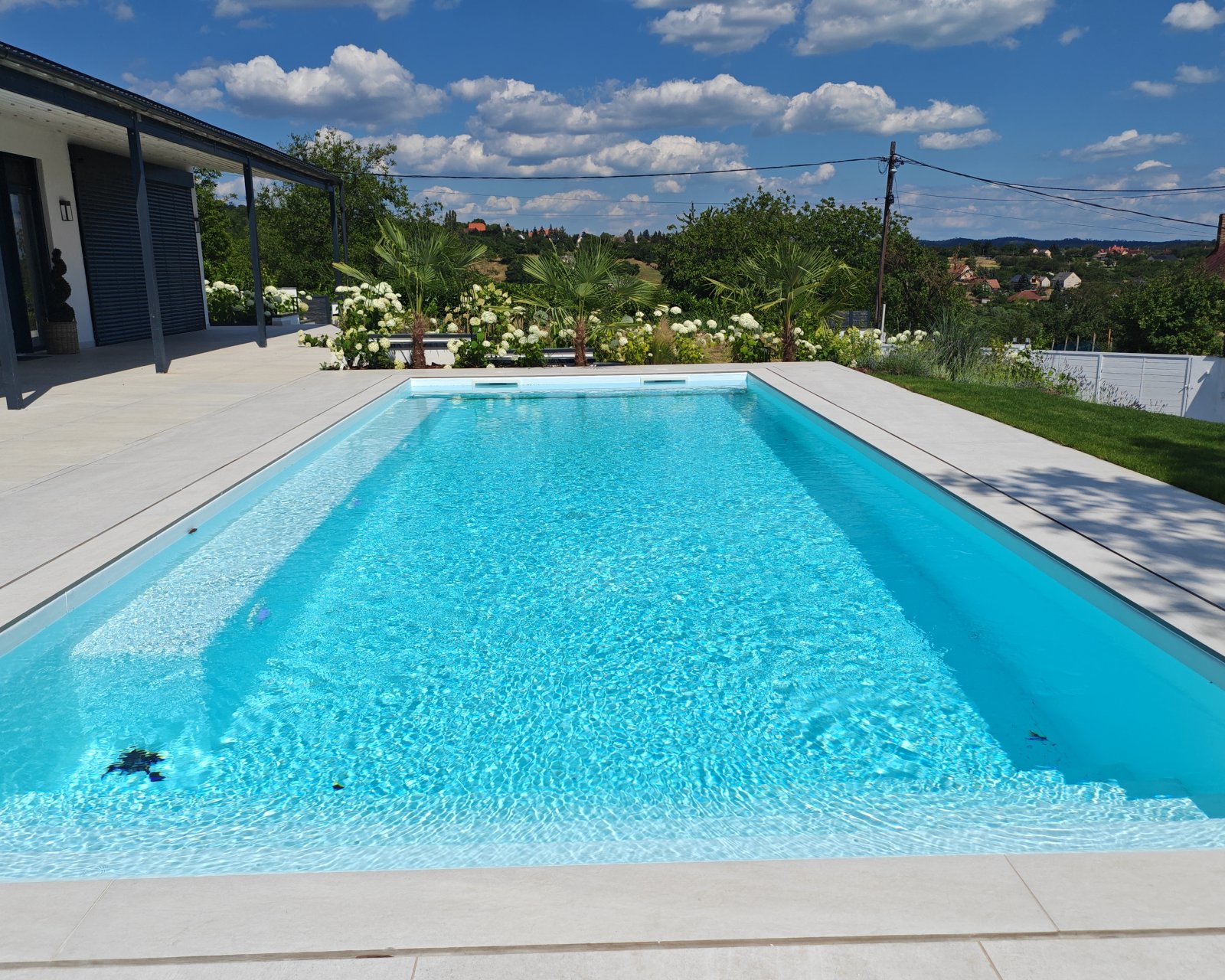 Traumhaftes Designer-Anwesen über dem Balaton mit Seeblick & eigenem Bootsliegeplatz (CM222-2)