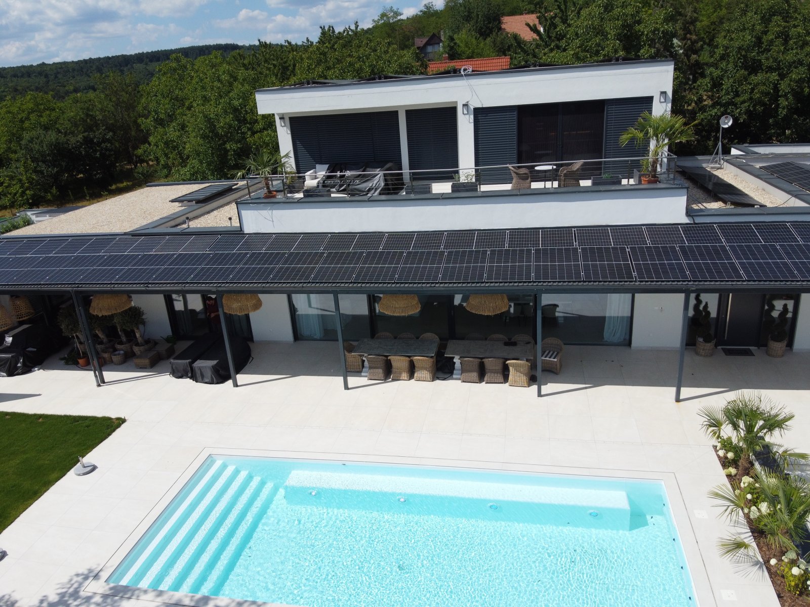 Traumhaftes Designer-Anwesen über dem Balaton mit Seeblick & eigenem Bootsliegeplatz (CM222-2)