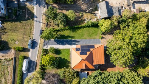 Komplett renoviertes Familienhaus in guter Wohnlage (AAA) (33837)