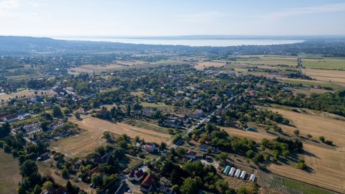 Komplett renoviertes Familienhaus in guter Wohnlage (AAA) (33837)