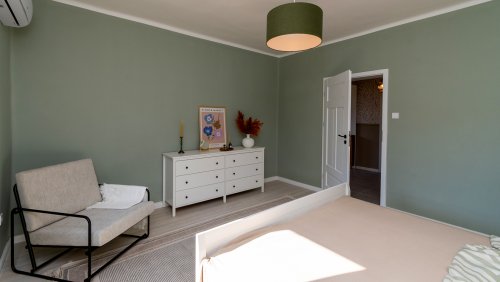 Komplett renoviertes Familienhaus in guter Wohnlage (AAA) (33837)