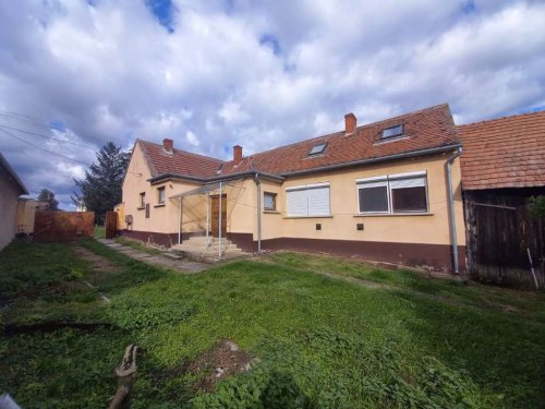 Ungarisches Landhaus in guter Ortslage als Kapitalanlage (ABA) (WH1487)