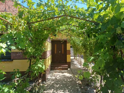(BBA) Familienhaus in ruhiger Wohnlage zu verkaufen (FB011)