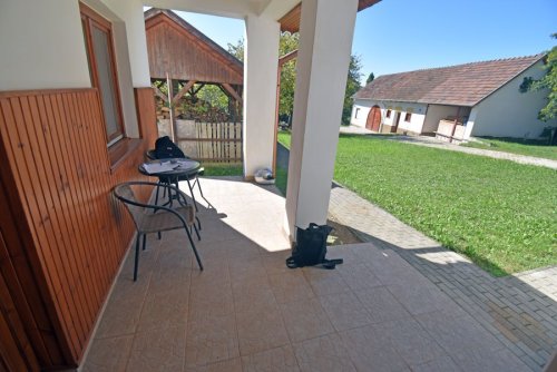 Bauernhaus in ruhiger Lage, großes Grundstück &amp; Halle (BBA-FER0610) (FER0610)