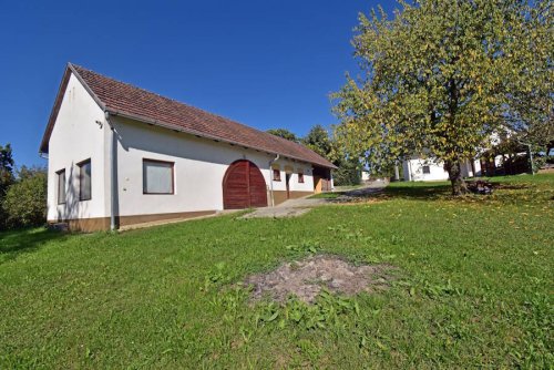 Bauernhaus in ruhiger Lage, großes Grundstück &amp; Halle (BBA-FER0610) (FER0610)