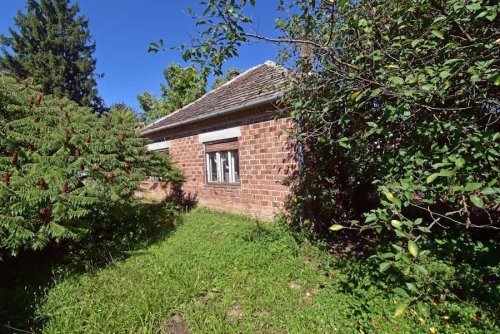 2 Landhäuser nebeneinander, eins bereits renoviert (BBA-FER0910) (FER0910)