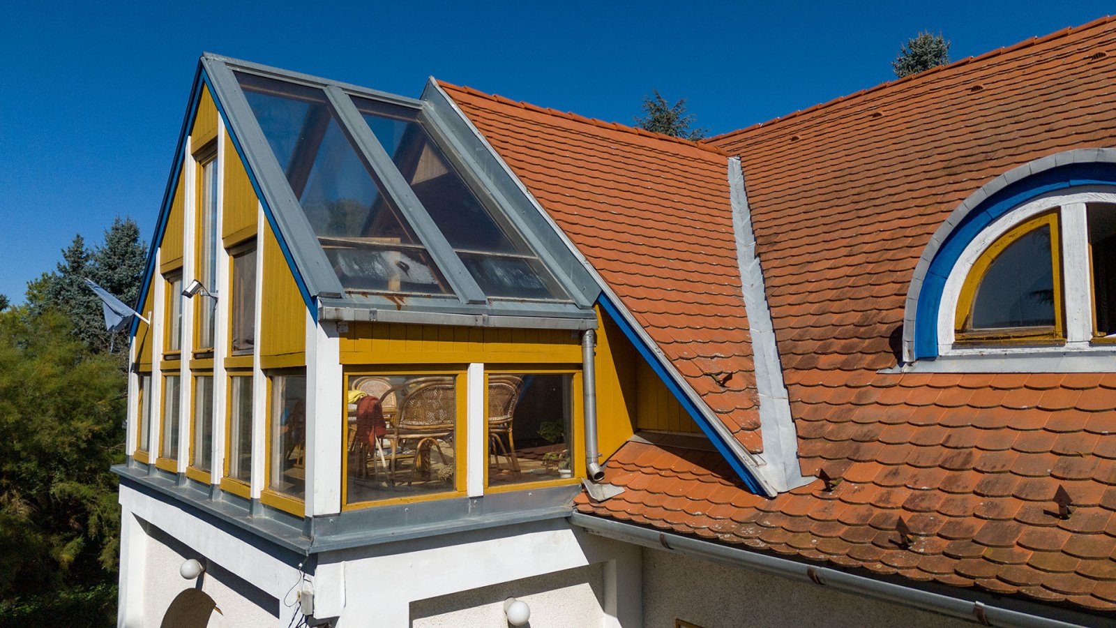 (AAA) Historisches Gebäude als Atelier, Seminarhaus oder großes Wohnhaus (AAA) (33852)
