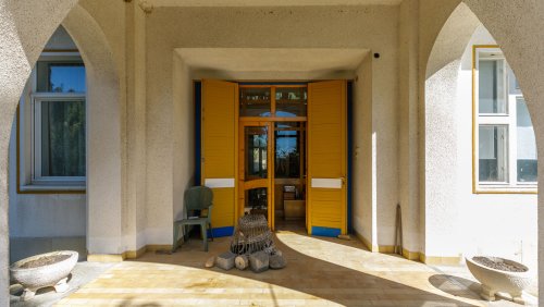 (AAA) Historisches Gebäude als Atelier, Seminarhaus oder großes Wohnhaus (AAA) (33852)