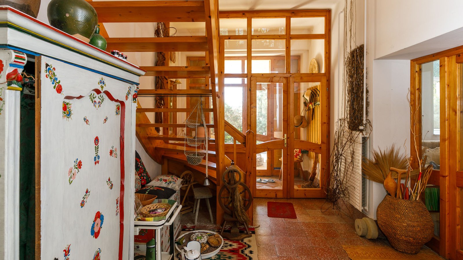 (AAA) Historisches Gebäude als Atelier, Seminarhaus oder großes Wohnhaus (AAA) (33852)