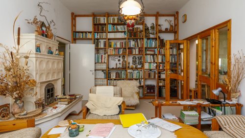 (AAA) Historisches Gebäude als Atelier, Seminarhaus oder großes Wohnhaus (AAA) (33852)