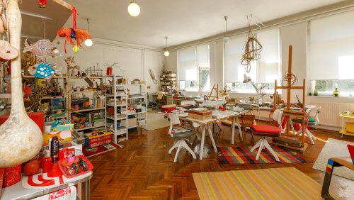 (AAA) Historisches Gebäude als Atelier, Seminarhaus oder großes Wohnhaus (AAA) (33852)
