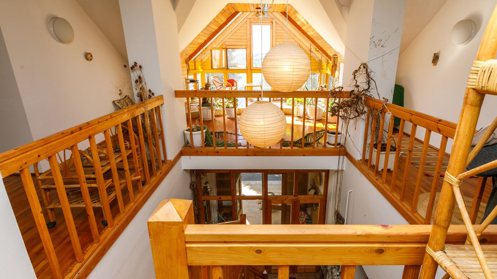 (AAA) Historisches Gebäude als Atelier, Seminarhaus oder großes Wohnhaus (AAA) (33852)