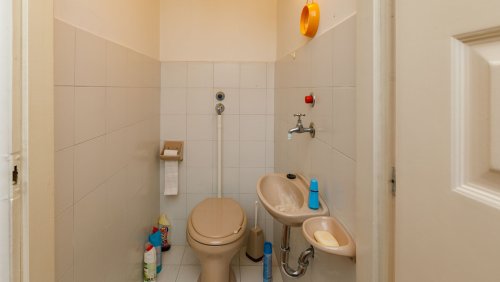 (AAA) Historisches Gebäude als Atelier, Seminarhaus oder großes Wohnhaus (AAA) (33852)