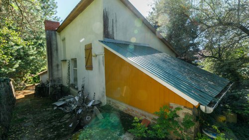 (AAA) Historisches Gebäude als Atelier, Seminarhaus oder großes Wohnhaus (AAA) (33852)
