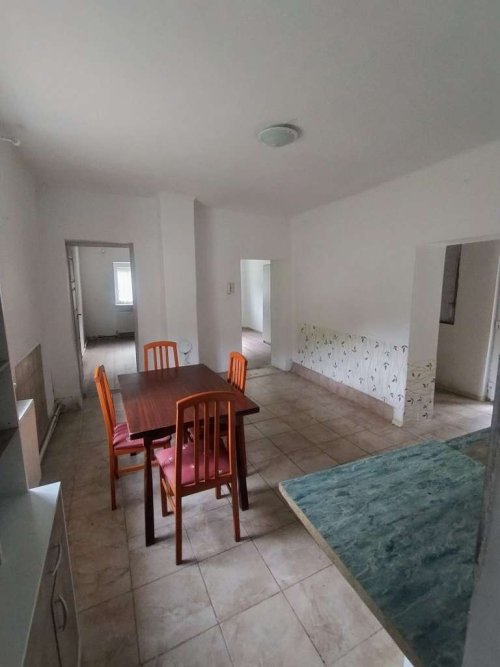 Renovierungsbedürftiges  Haus in ruhiger, harmonischer Umgebung bei Österreich (ACA) (RV012)