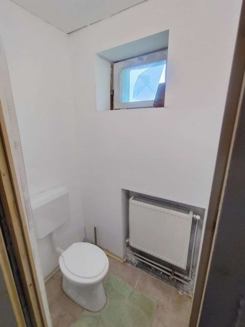 Renovierungsbedürftiges  Haus in ruhiger, harmonischer Umgebung bei Österreich (ACA) (RV012)