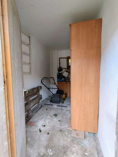 Renovierungsbedürftiges  Haus in ruhiger, harmonischer Umgebung bei Österreich (ACA) (RV012)