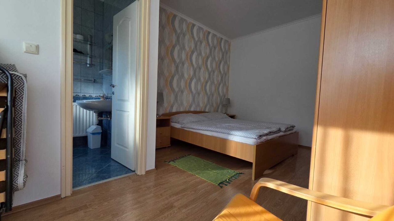Exklusives und Gepflegtes Familienhaus in ruhiger, zentraler Lage Nähe Balaton (IB25204)
