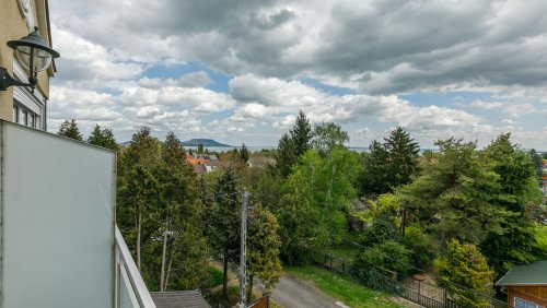 (AAA) Großes Stadthaus mit Balaton-Panorama und Geschäftsmöglichkeiten (33561)