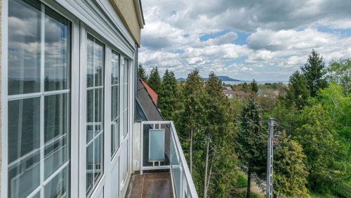 (AAA) Großes Stadthaus mit Balaton-Panorama und Geschäftsmöglichkeiten (33561)