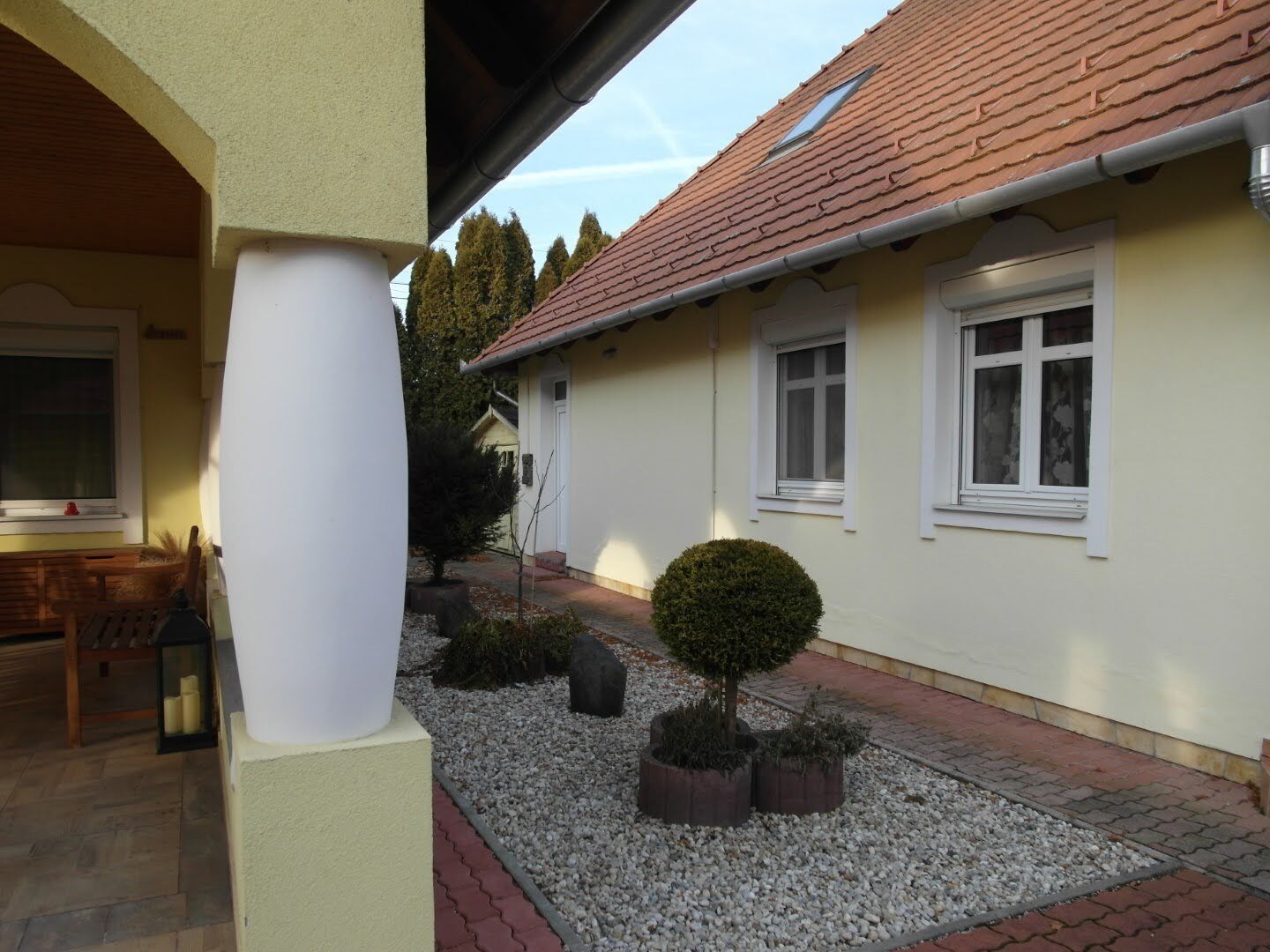 (AAA) Hochwertige Immobilie im aufstrebenden Zalacsány (KK010)