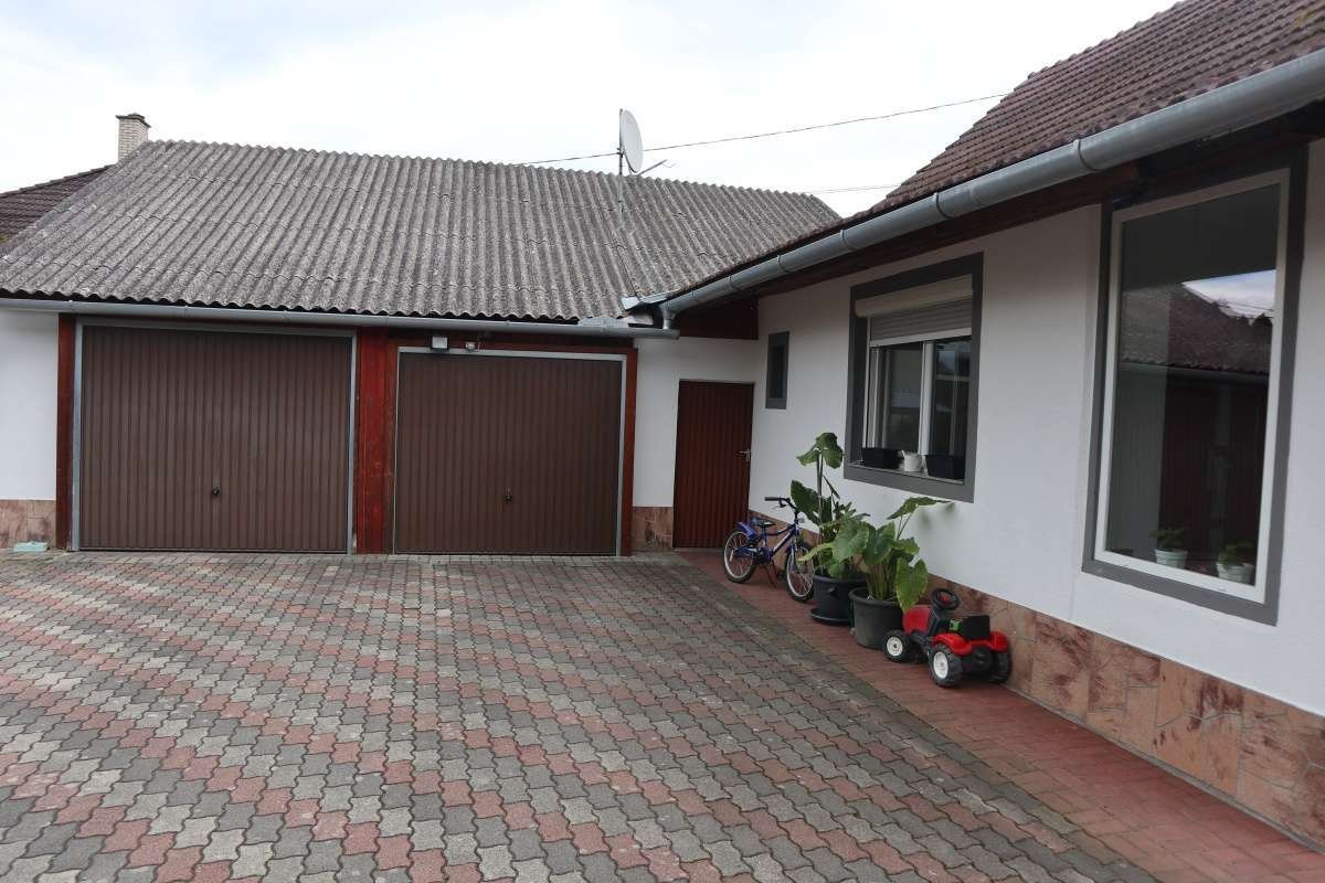(AAA) Ansprechend renoviertes Haus in Grenznähe zu Österreich (WH6630)