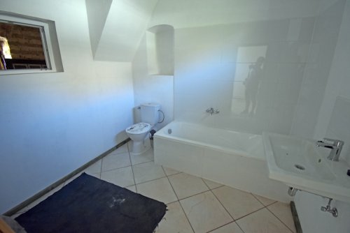 (BBA) Teilrenoviertes Bauernhaus mit großem Grundstück &amp; Nebengebäuden (FER2710)