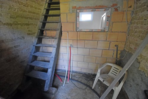 (BBA) Teilrenoviertes Bauernhaus mit großem Grundstück &amp; Nebengebäuden (FER2710)