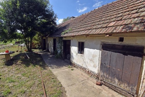 (BBA) Teilrenoviertes Bauernhaus mit großem Grundstück &amp; Nebengebäuden (FER2710)